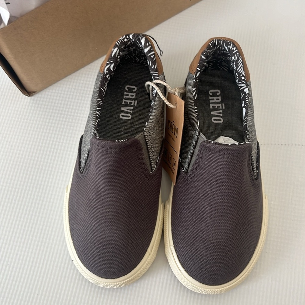 Crevo BALDWIN INF Boys Slip On Shoes Size 10 NWT - Picture 2 of 4